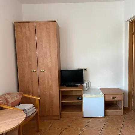 Dom Wczasowy Mateusz Rewal Room photo